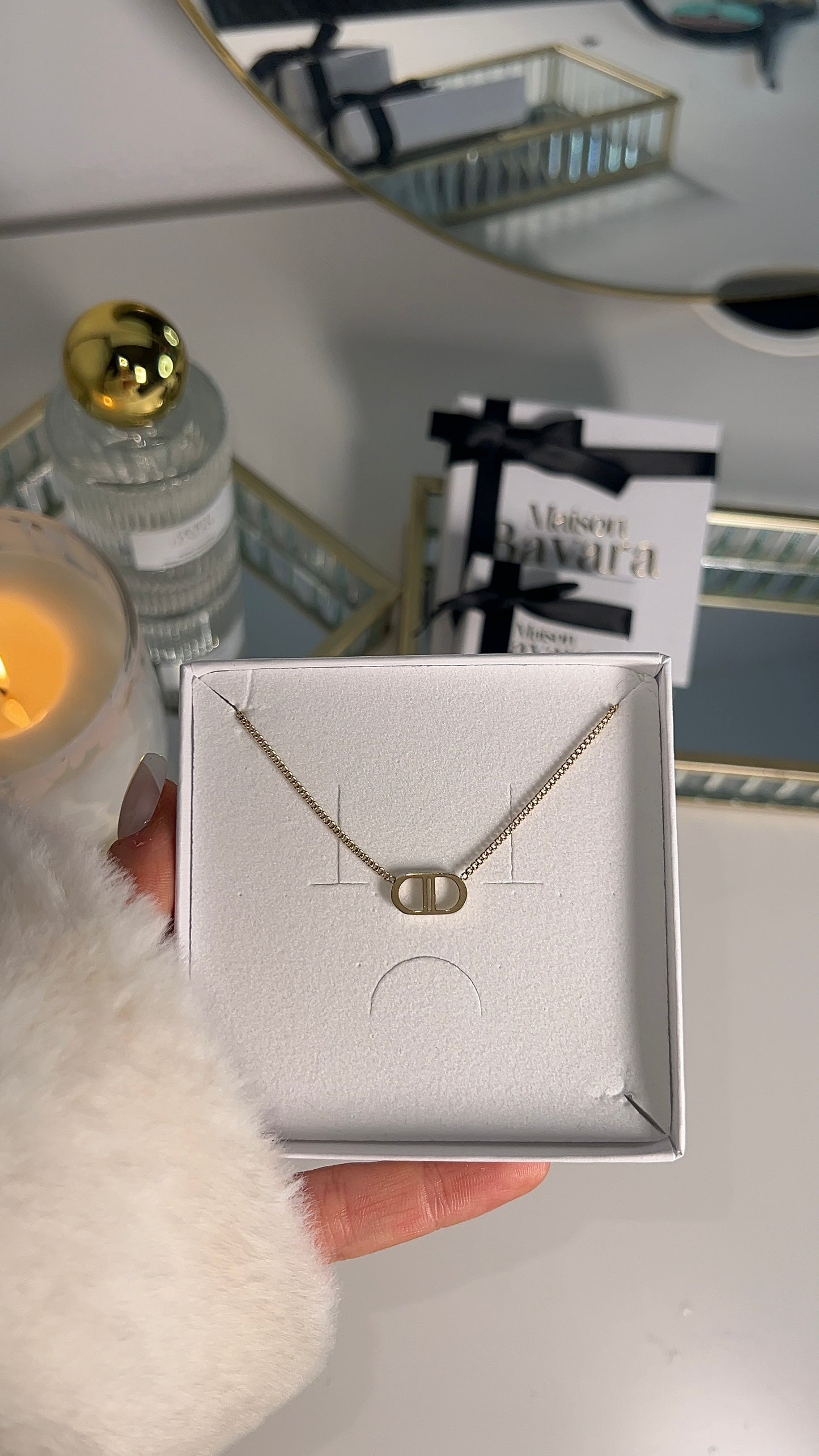 COLLIER AYLA