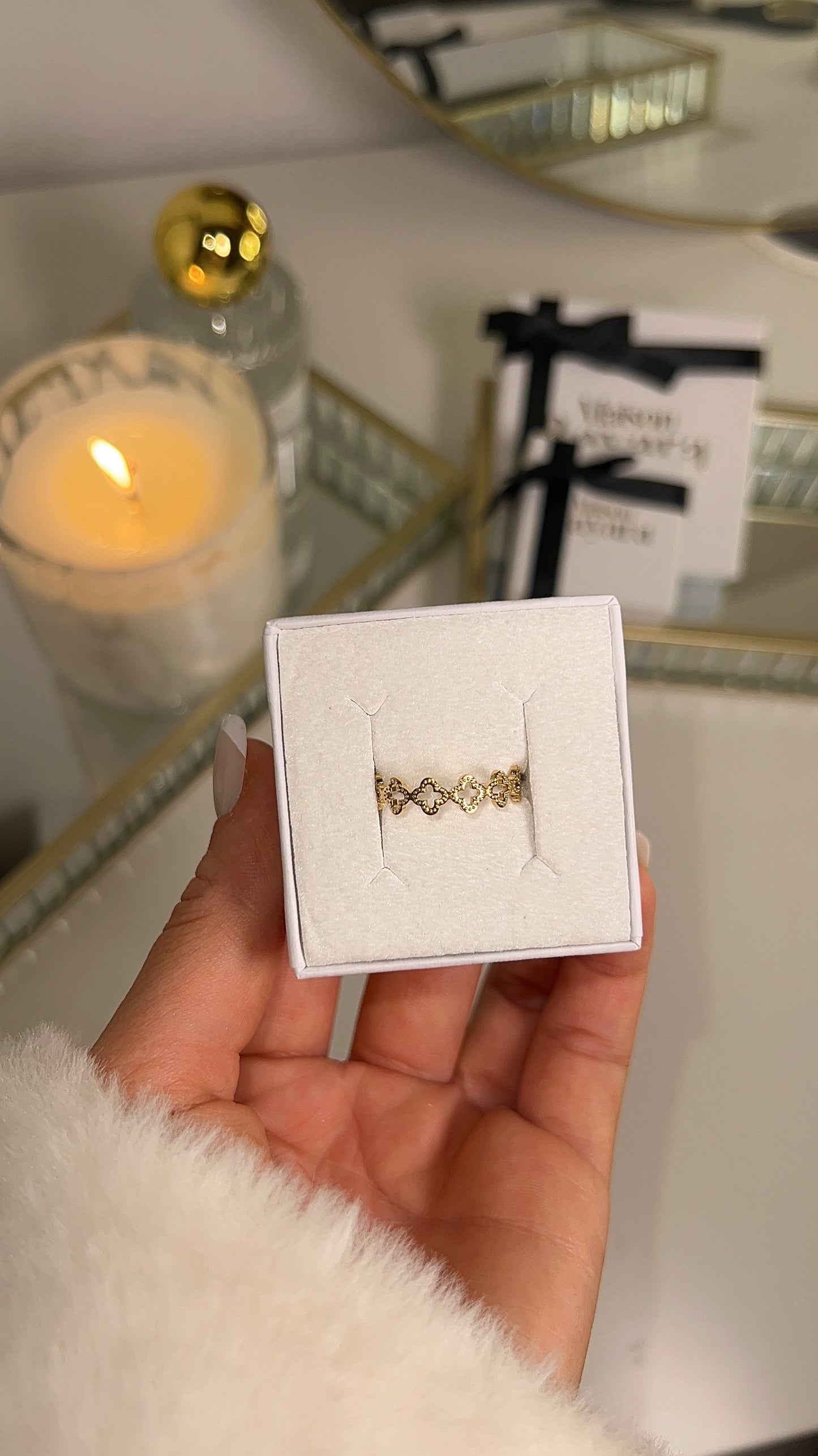 BAGUE LAYA